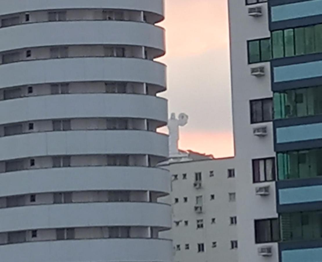 Pe Na Areia, Quadra Mar. Perto De Tudo Em Balneario Camboriu! Kültér fotó